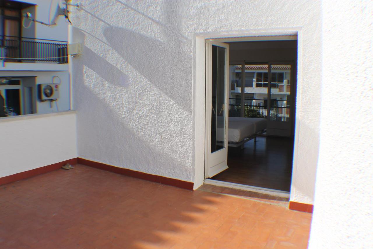 Agi Riu Segre Villa Roses Esterno foto